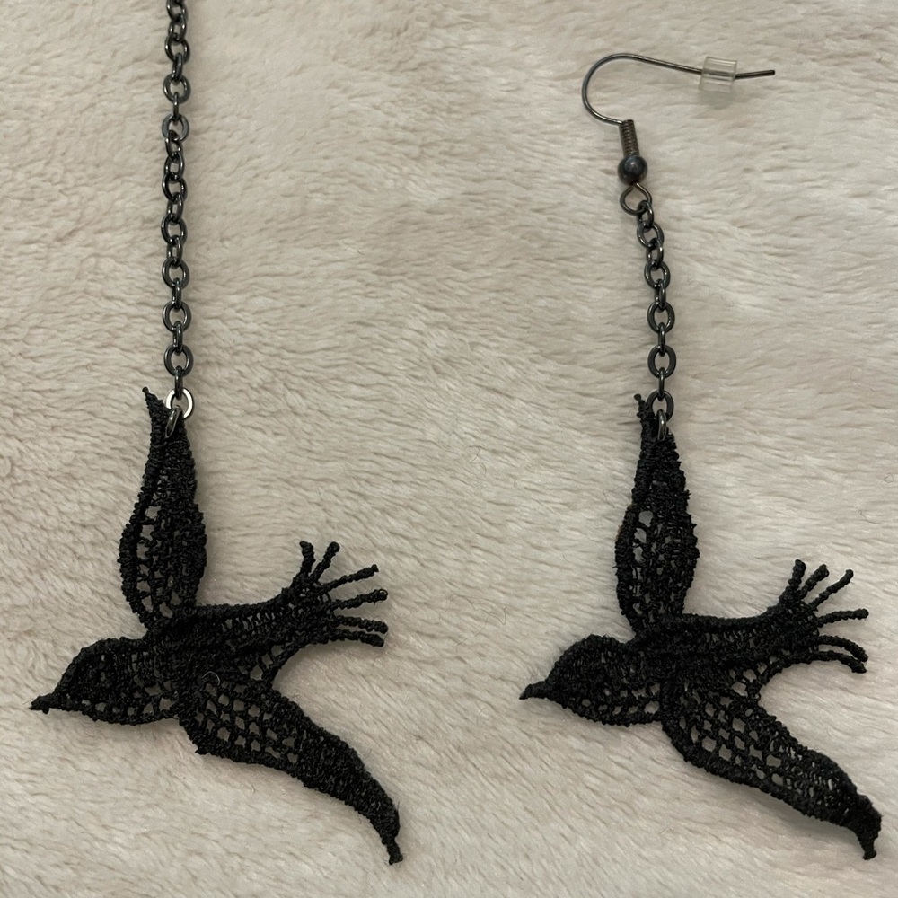 Unique Handmade bird earrings - Picture 6 of 6